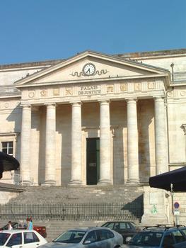 Palais de Justice d'Angoulême construit en 1826