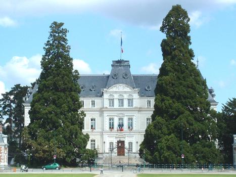 La Préfecture de Haute-Savoie à Annecy