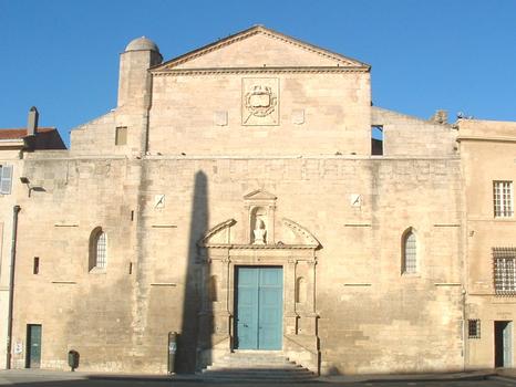 Arles: Chapelle Ste Anne