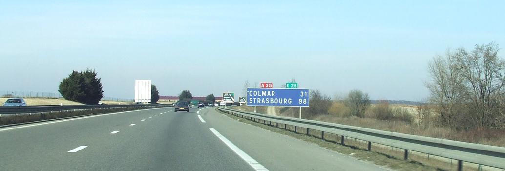 Autoroute A 35 à Battenheim (68). (Direction Colmar)