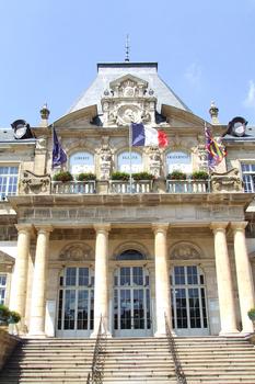 L'Hôtel de Ville d'Autun