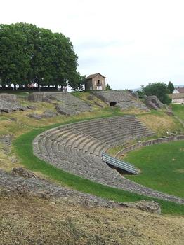 Autun: Le théâtre romain