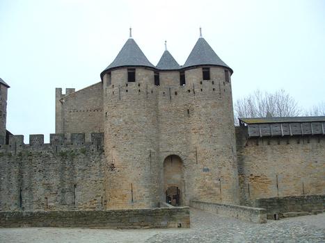 Chateau Comtal dans la cité médiévale de Carcassonne