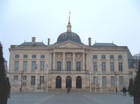 Rathaus (Chalons-en-Champagne)