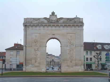 Porte Sainte-Croix, Chalons-en-Champagne