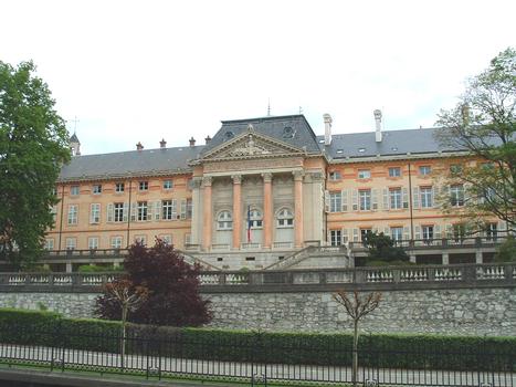 Hôtel du Département, siège du Conseil Général de Savoie à Chambéry.(73)