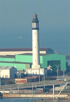 Phare du port de Dunkerque datant de 1843 et d'une hauteur de 59 m