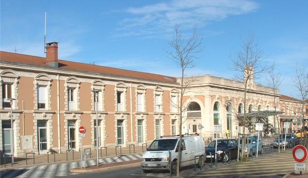 Narbonne Station