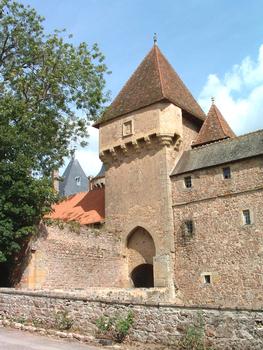Le château de la Clayette (14ème siècle). 71 - Saône et Loire - Bourgogne - France