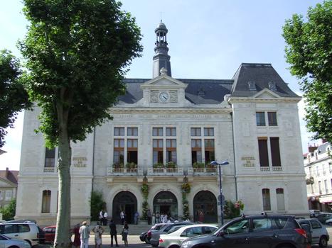 Montluçon: L'Hôtel de Ville