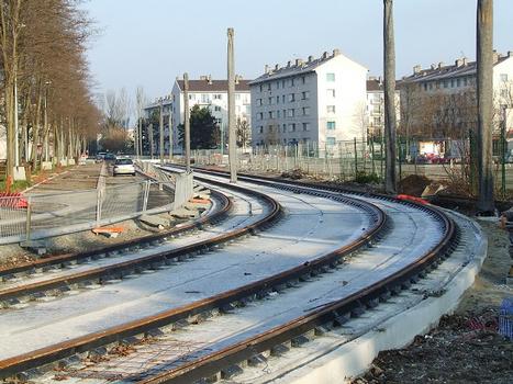 Mulhouse: Tram, extension de la ligne Nord-Sud à Bourtzwiller, rue de l'Armistice