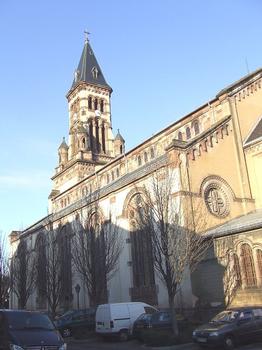 Eglise St Joseph dans le quartier de la Cité à Mulhouse