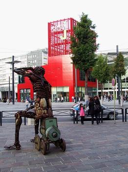 Mulhouse: «La Porte Jeune», complexe commercial au centre ville achevé mi-octobre 2008