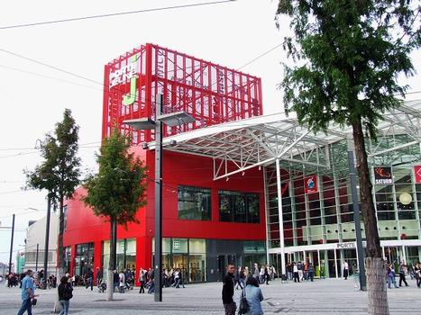 Mulhouse: «La Porte Jeune», complexe commercial au centre ville achevé mi-octobre 2008