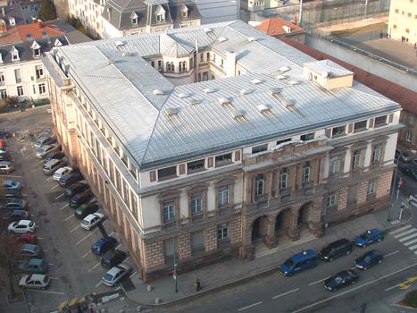 Mulhouse: Le Tribunal de Grande Instance vu depuis la Tour de la Sécurité Sociale