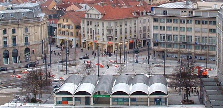 Mulhouse: Construction du tramway, «Porte Jeune» en mars 2006