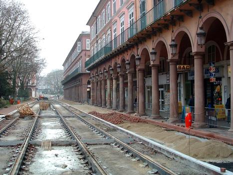 Mulhouse: Construction du tramway, quartier de la Bourse, en janvier 2005