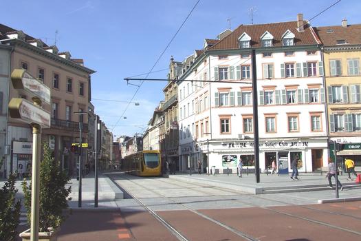 TramTrain Nord-Süd-Linie: Haltestelle République