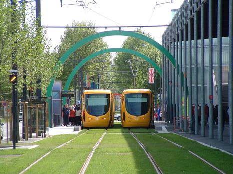 Mulhouse: Station «Nouveau Bassin» sur la ligne Est-Ouest du Tram-Train mise en service mi-mai 2006