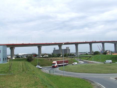 Pont de la rocade Ouest (N 844) de Nantes sur la Loire