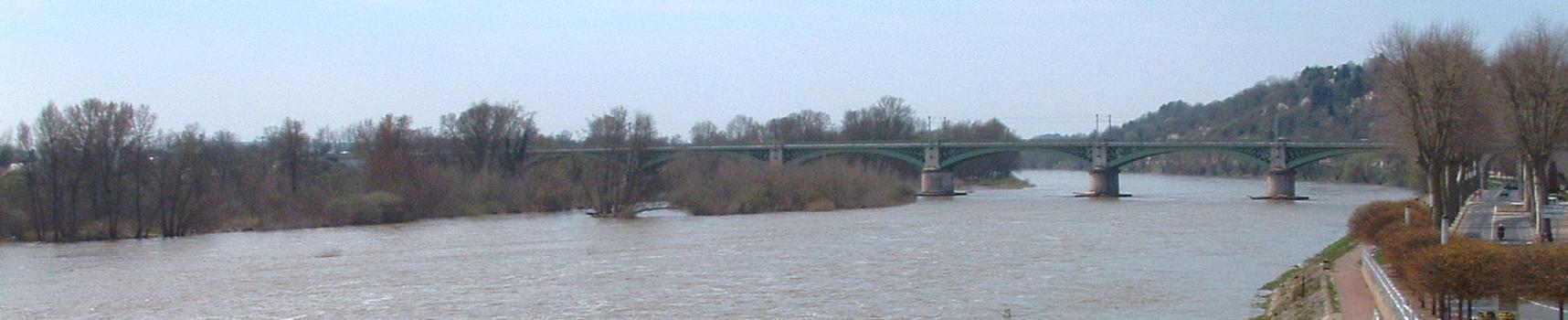 Nevers: Pont du chemin de fer sur la Loire