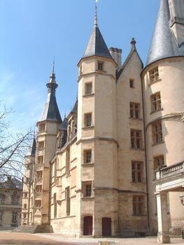 Nevers: Le Palais des Ducs
