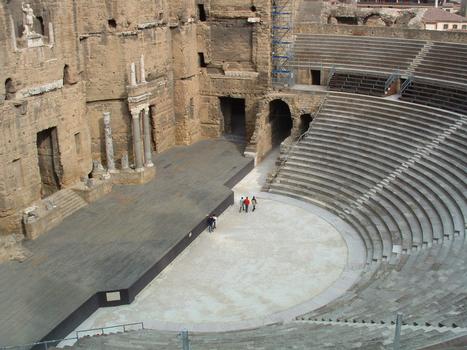 Orange: Intérieur du théâtre antique
