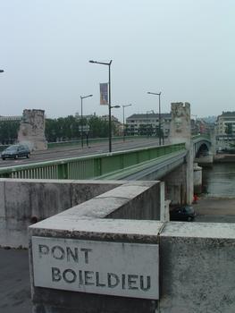 Rouen: Le Pont Boieldieu