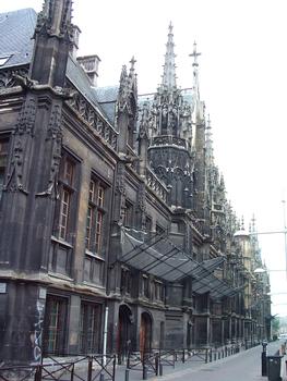 Rouen: Palais de Justice