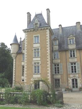 Schloss Saint-Julien-l'Ars
