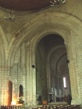 Saintes: Le monastère
