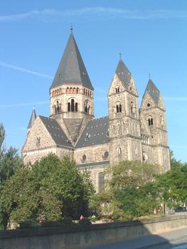Temple Neuf (Protestant). Construit de 1901 à 1904 selon le style néo-roman rhénan