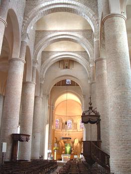 Vues de l'intérieur de l'Abbaye Saint Philibert de Tournus (71)