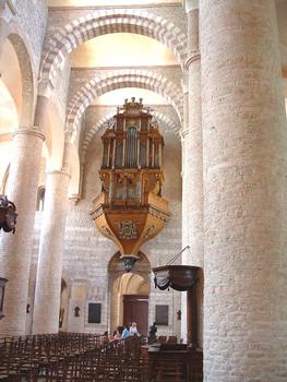 Vues de l'intérieur de l'Abbaye Saint Philibert de Tournus (71)