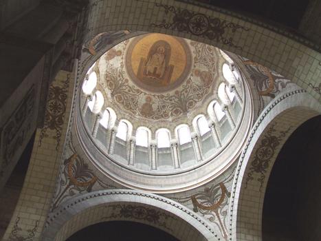 Tours - Saint Martin's Basilica