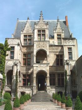 Tours: Musée de l'Hôtel Gouin
