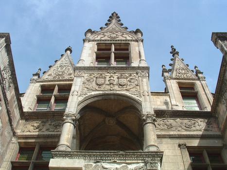 Tours: Musée de l'Hôtel Gouin