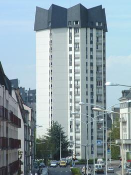 Balland Tower, Tours