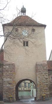 Turkheim (68 - Alsace). Obertor / porte supérieure d'entrée de la Ville