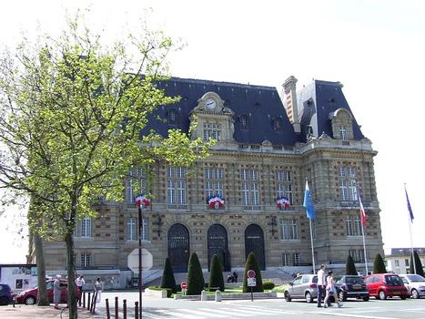 Versailles Town Hall