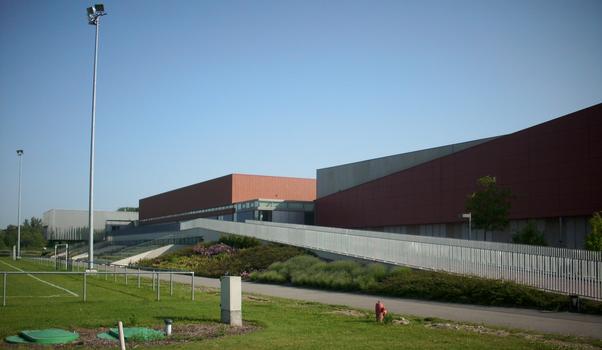Centre Culturel et Sportif de Village-Neuf (68/Alsace), achevé en 2005