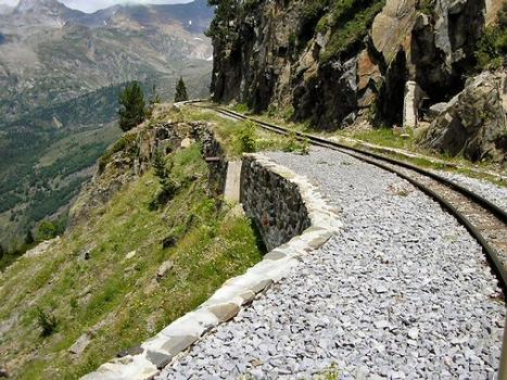 Artouste-Talsperre : Eisenbahnlinie für den Bau in eine Turistenbahn umgewandelt