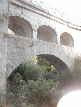 Calzola Bridge across the Taravo