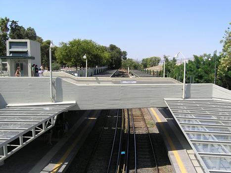 Metrobahnhof Thissio, Athen