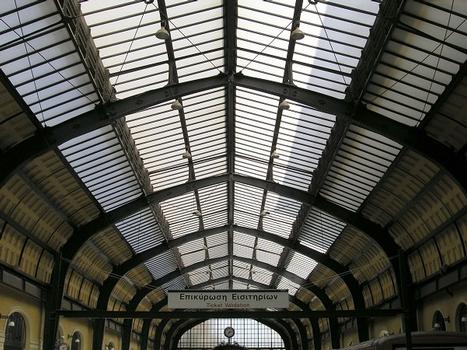Station de métro Le Pirée