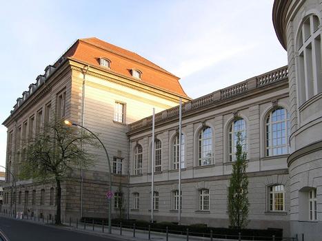 Ministère de l'Econome et de la Technologie, Berlin