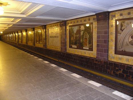 Station de métro Hohenzollernplatz