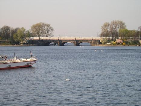 Lombardsbrücke, Hamburg