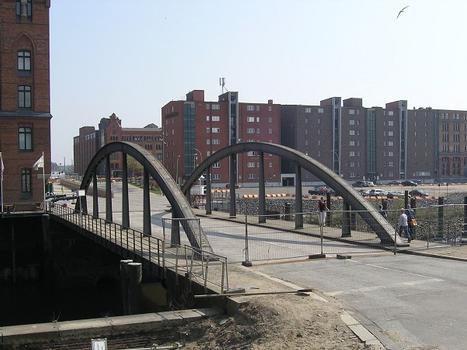 Busanbrücke (Hafencity), Hamburg