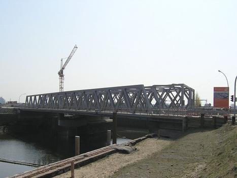 Überseeallee Bridge